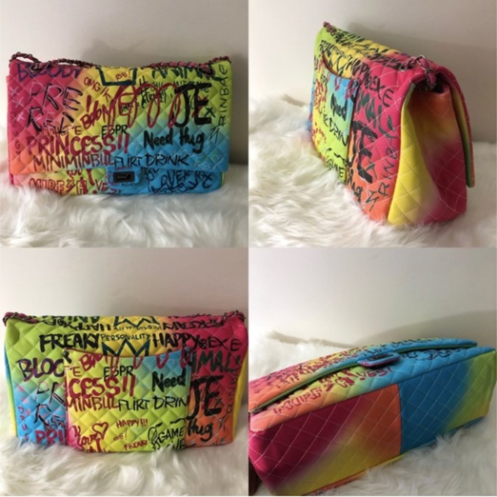 OVERSIZE GRAFITTI HANDBAG